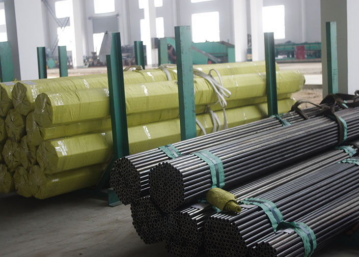 304 round pipe stainless steel seamless pipe for petrochemical industry